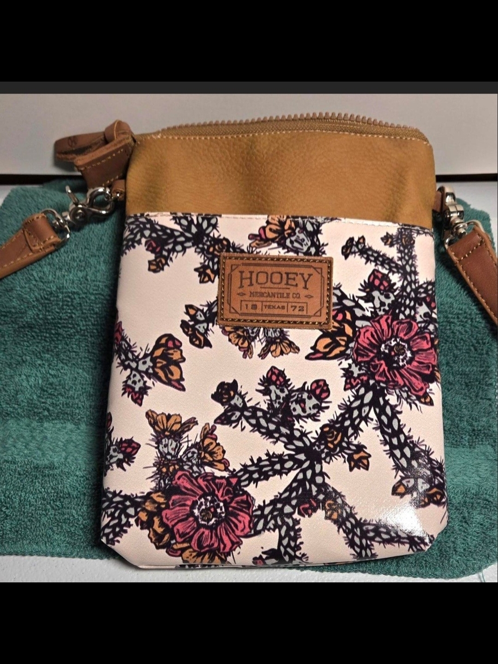 NWOT Hooey Western Cactus Floral Crossbody Bag